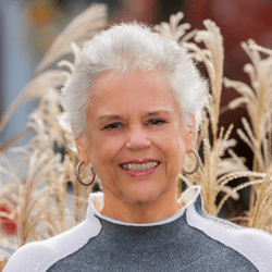 Marilyn Stewart